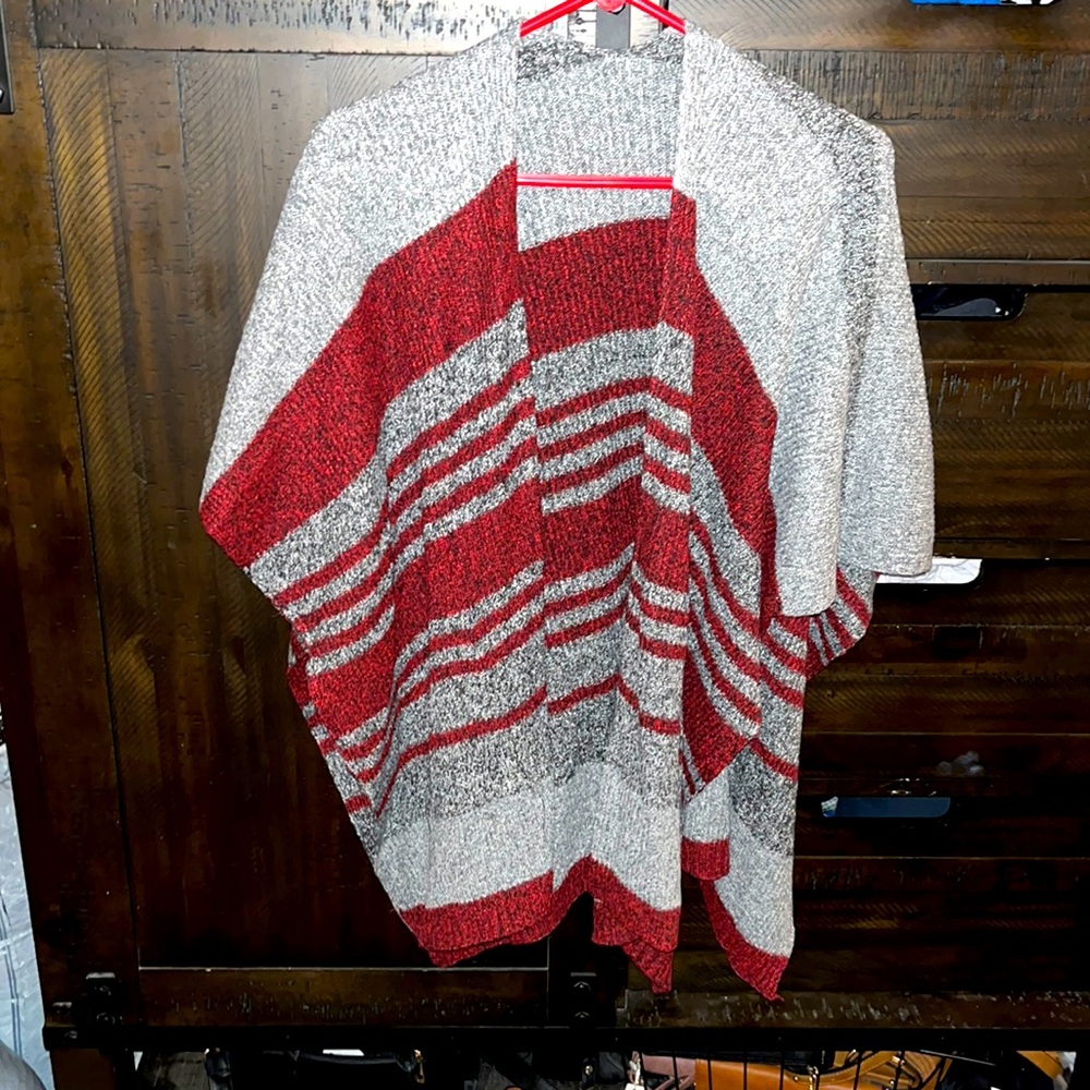 Women’s poncho
